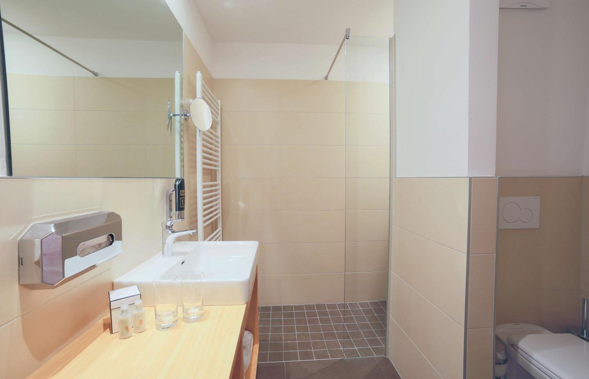 Hotel Bergkristall Mallnitz Eksteriør billede