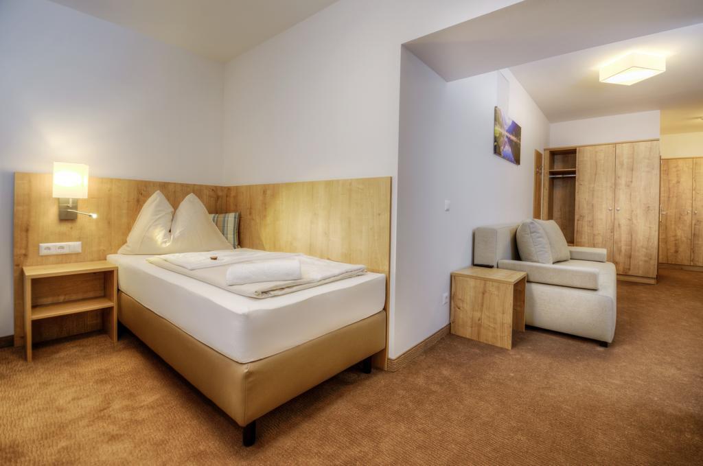 Hotel Bergkristall Mallnitz Eksteriør billede